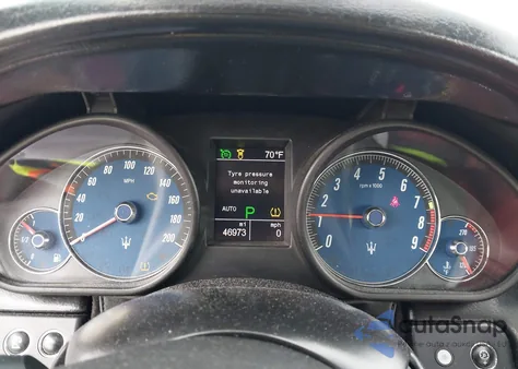 2011 Maserati Quattroporte S из США, поврежденный, VIN ZAM39JKA8B0054367